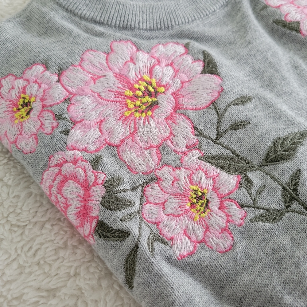 Peony embroidered sweater